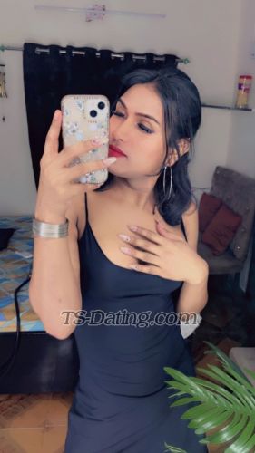 trans girl Nayrasexy 3750794