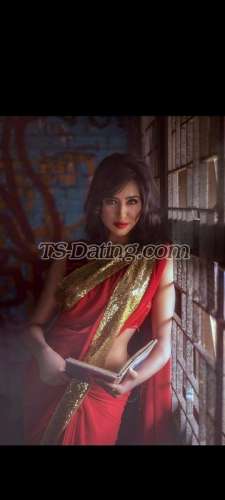 trans girl NazneenK 1854416