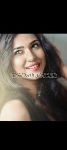 trans girl NazneenK 1854443