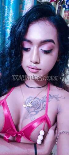 trans girl Neharikabab 2801002