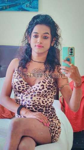 trans girl Neharikabab 5806449