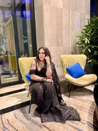 trans girl Neharoy 9698138