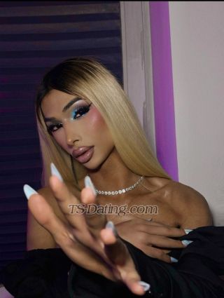 trans girl Nehir 8836817