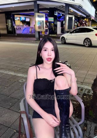 trans girl NewNew 6647979