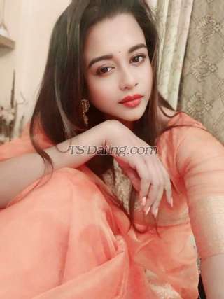 trans girl NiaLove 0466288