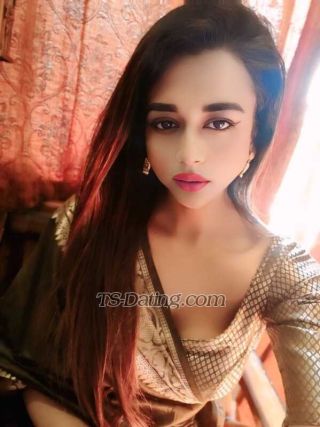 trans girl NiaLove 2794407