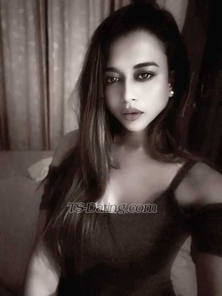 trans girl NiaLove 3147210