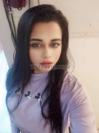 trans girl NiaLove 7868861