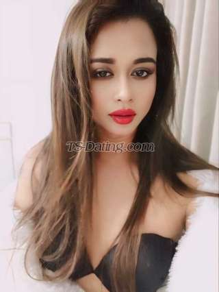 trans girl NiaLove 8648132