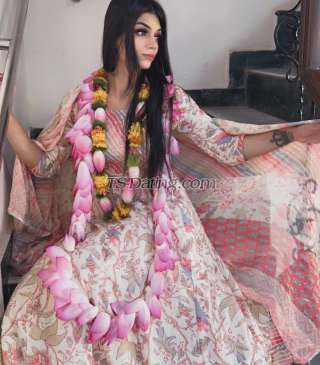 trans girl Niaa12 7972019