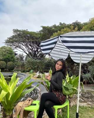 trans girl Nichapha 9719104