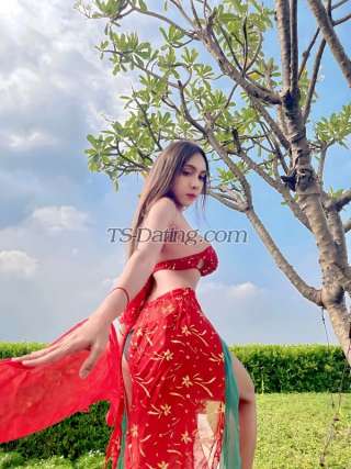 trans girl Nicky2019 6596229