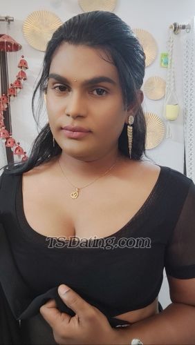 trans girl Niharikaneha 9900542