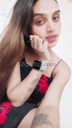 trans girl NihuRoy 2367056