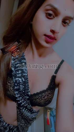 trans girl NihuRoy 9072267