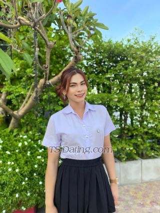 trans girl Nikasohahott 8200280