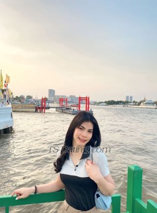 trans girl Nikasohahott 8200376