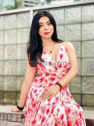 trans girl NikkiRoy 2215720