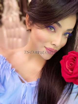 trans girl NikkiRoy 2557729