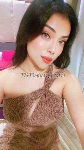 trans girl NikkiRoy 9506788