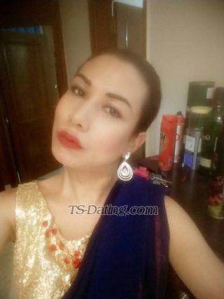 trans girl Nikolrk09 8150710