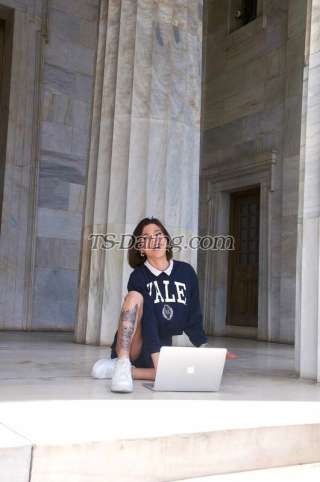 trans girl NinaBitth 7770483