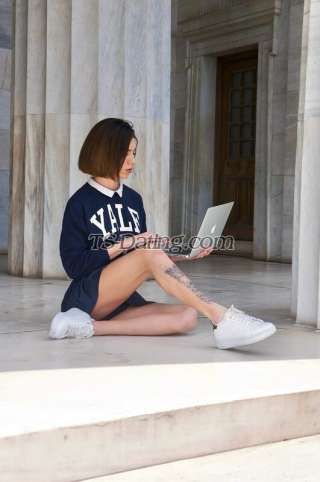 trans girl NinaBitth 7770649