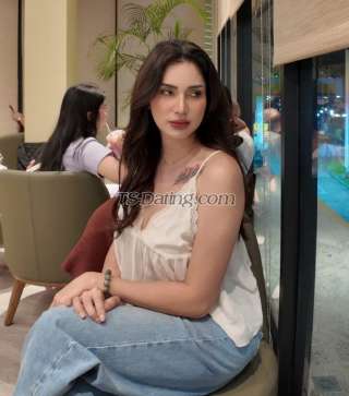 trans girl Ningguang 8193499