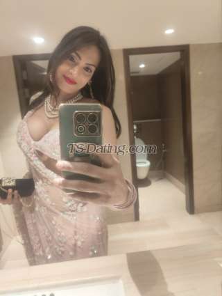 trans girl Nisss 2009270