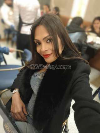 trans girl Nisss 2424479