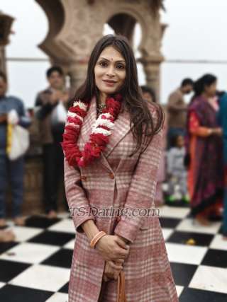 trans girl Nisss 9240236