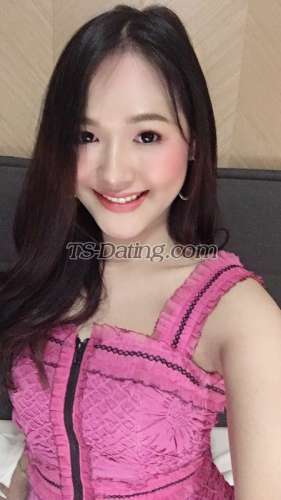 trans girl Noobella 0136331