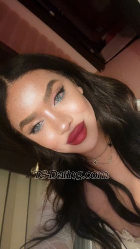 trans girl Noorangel 2637913 trans girl Noorangel 2637913