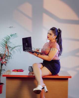 trans girl Noorik 0153886