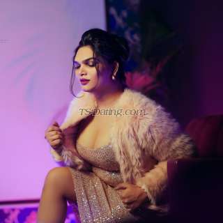 trans girl Noorik 1044102