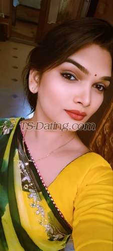 trans girl Noorik 1660812