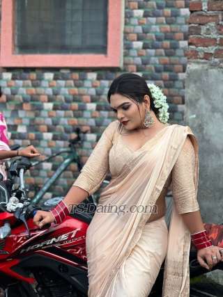 trans girl Noorik 2553858