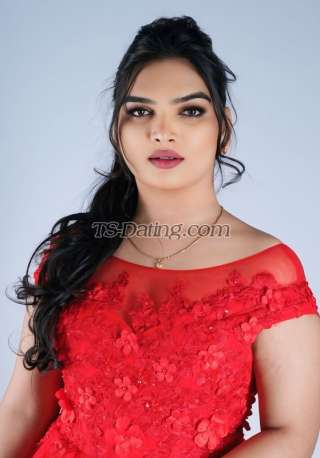 trans girl Noorik 2762737