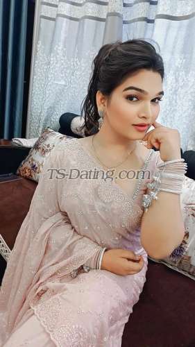 trans girl Noorik 3014894