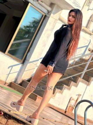 trans girl Noorik 4330545