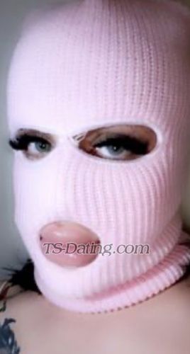 trans girl Nours 8804908