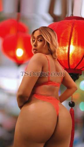 trans girl NuellaBrown 6730102