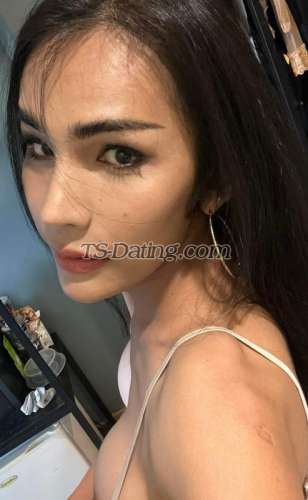 trans girl Nutsineemomo 5206801