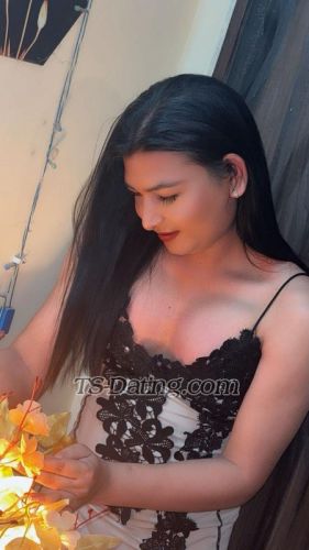 trans girl NyaraSarin 5277487