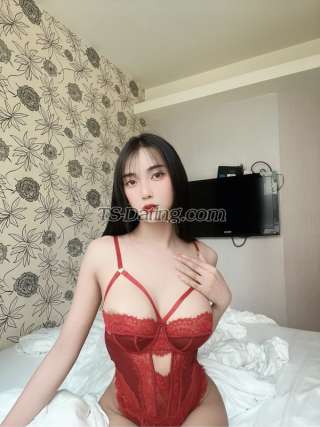 trans girl ninaelenzano 0413668