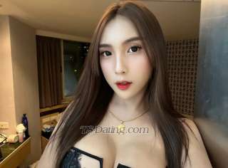 trans girl ninaelenzano 2721916