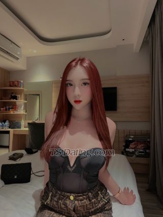 trans girl ninaelenzano 2842966