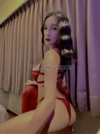 trans girl ninaelenzano 5290498