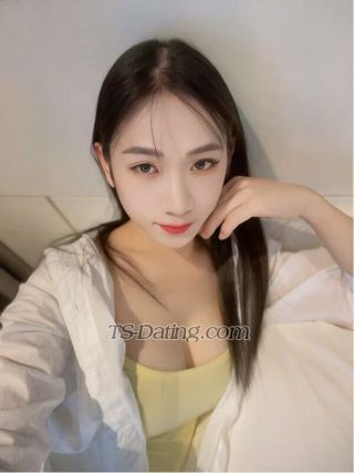 trans girl nunthaya 0416143