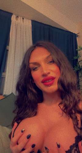 trans girl nurbanu 8700432